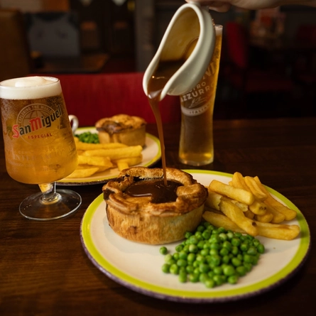 DB_HH_Product_Mood_Pie-Gravy-Pour_Social_2023.jpg